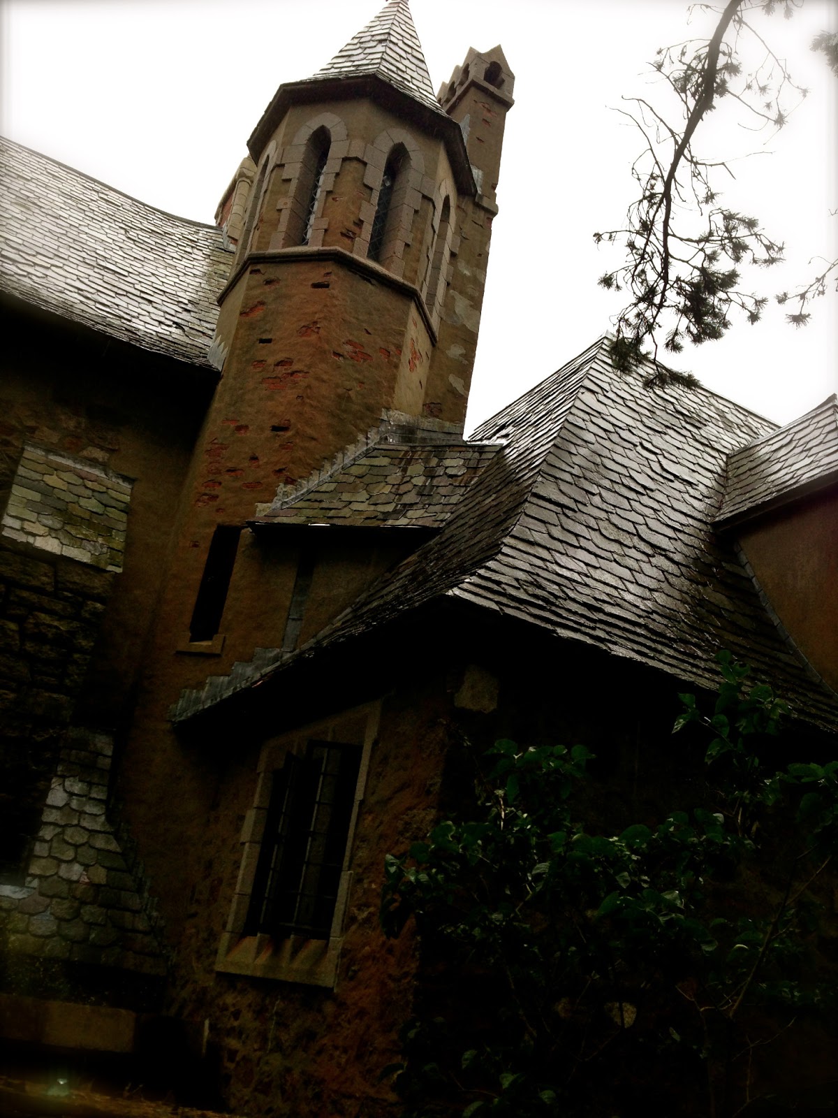 hammond castle haunted tour