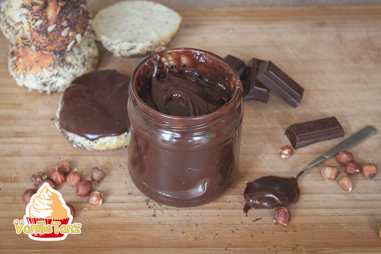 Haselnuss-Schokoladen-Creme Nutella - VanilleTanz