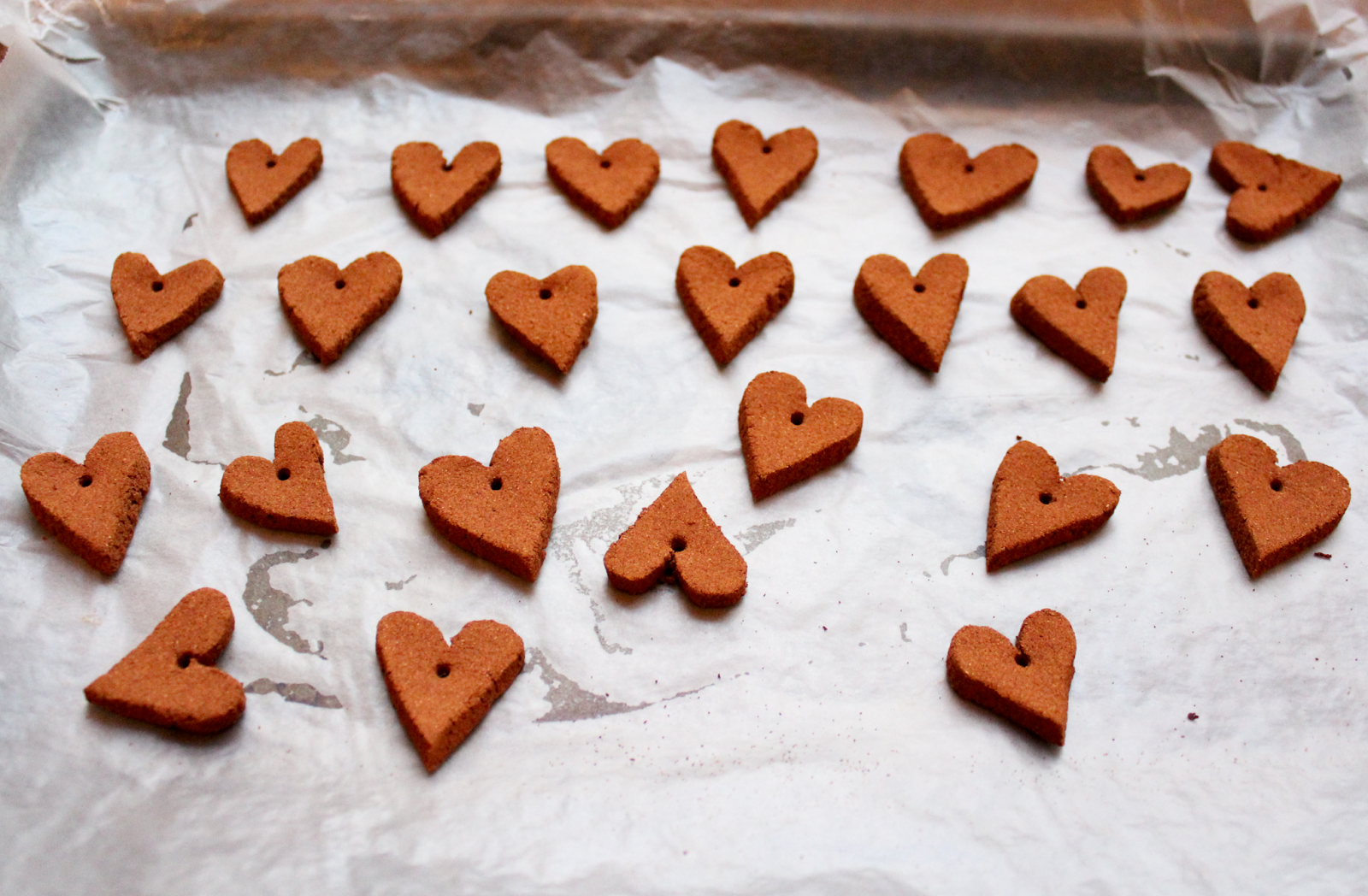 Cinnamon Heart Ornaments Sarah & Nick