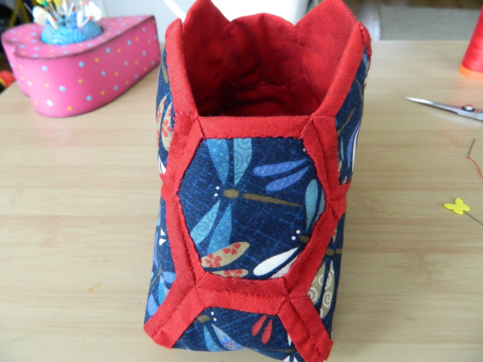 Strawberry Patches Hexagon Bag Tutorial