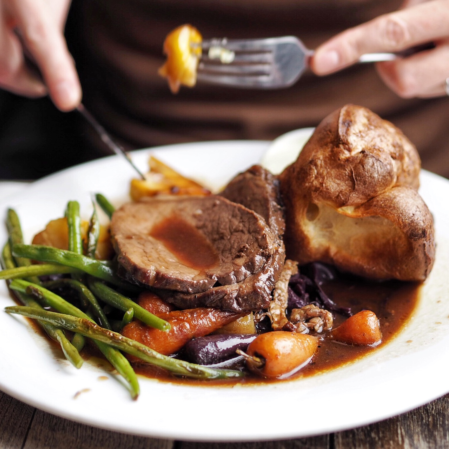 The First Sunday Roast of the Season The Bell, Walthamstow