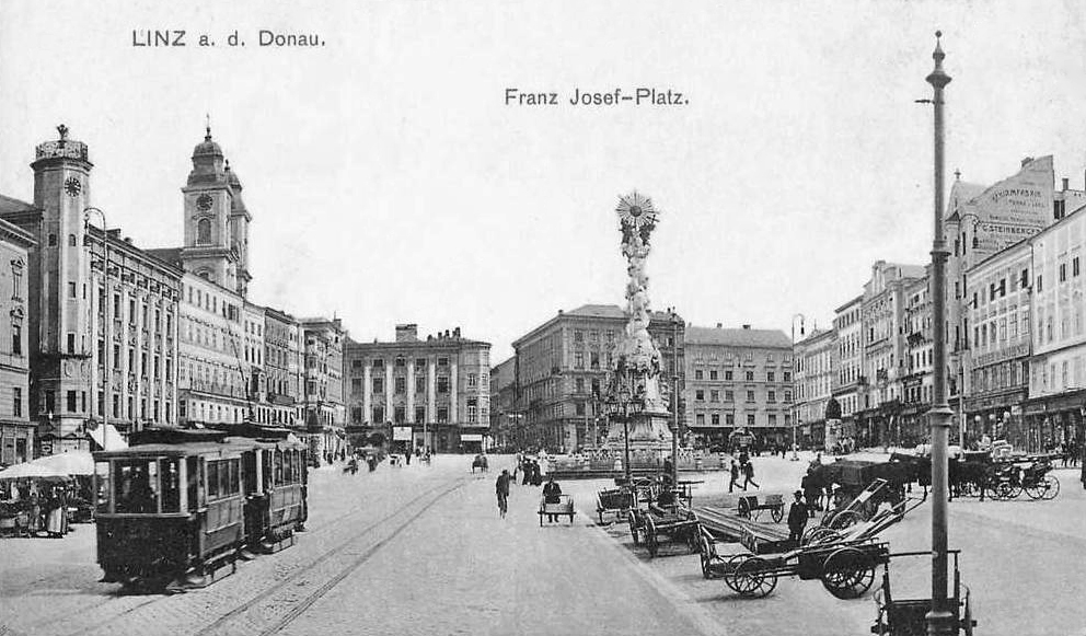transpress nz: trams in Linz, Austria