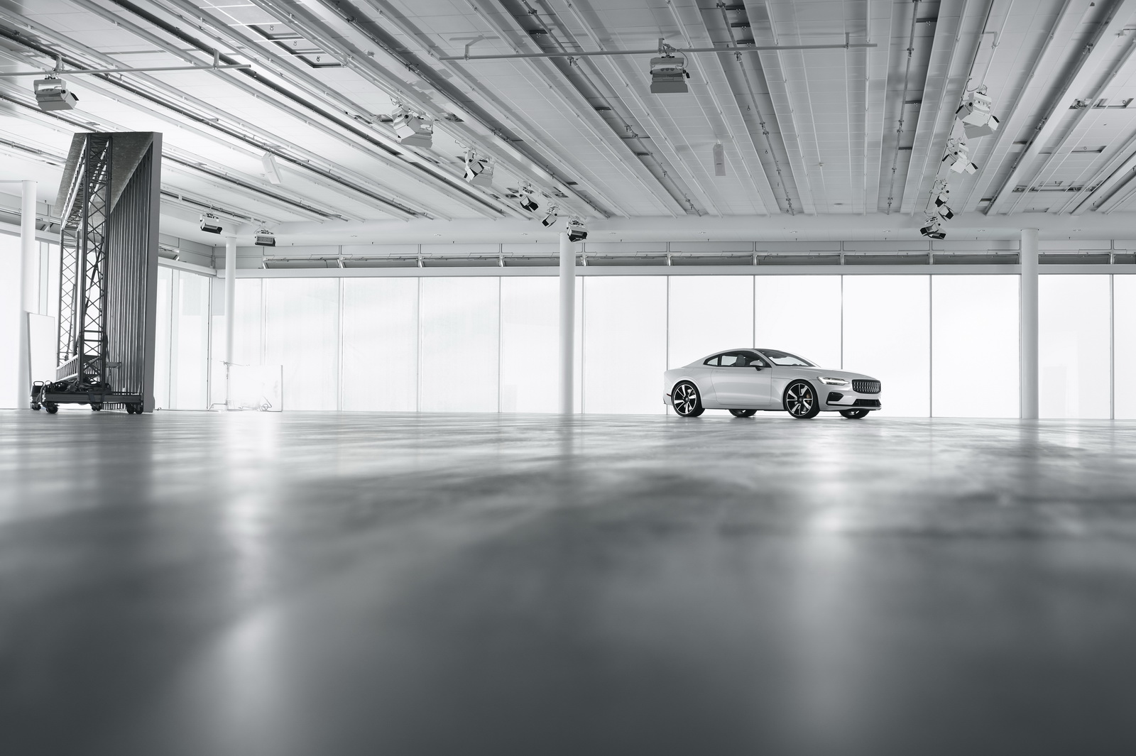 Polestar-One-03.jpg