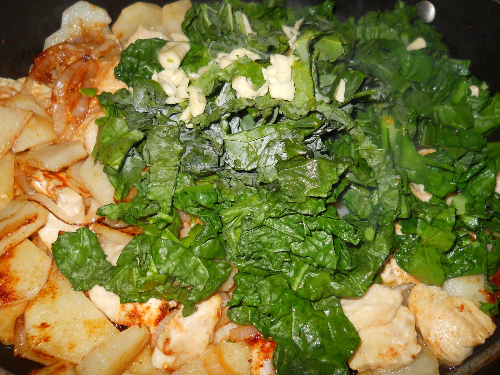 Fergie's Bites Chicken, Kale & Potatoes