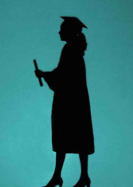 Sidang Komprehensif: Mencapai Puncak Karier Akademik