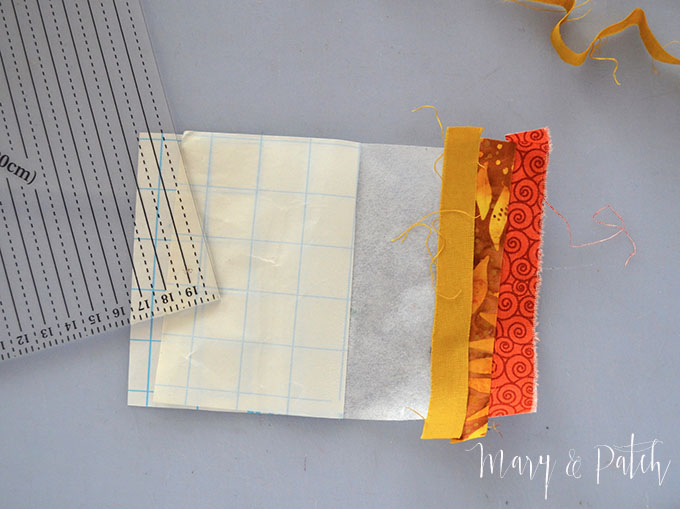 How to make textile cards with tiny scraps of fabric Mary & Patch