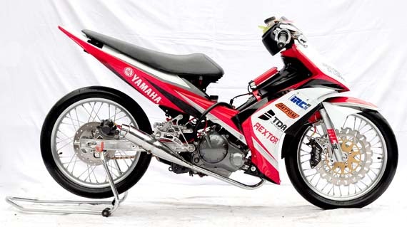 Yamaha Jupiter MX 135LC Modifikasi Model Motor Balap 