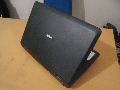spesifikasi laptop axioo neon mnc