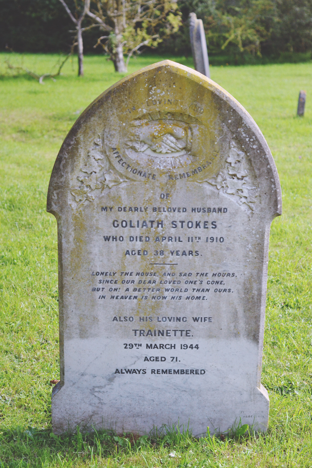 Grave of Goliath and Trainette Stoke in Odiham