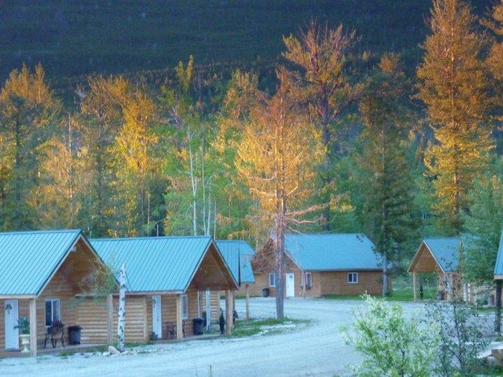 worldzone7 traditional Canadian Log Cabins