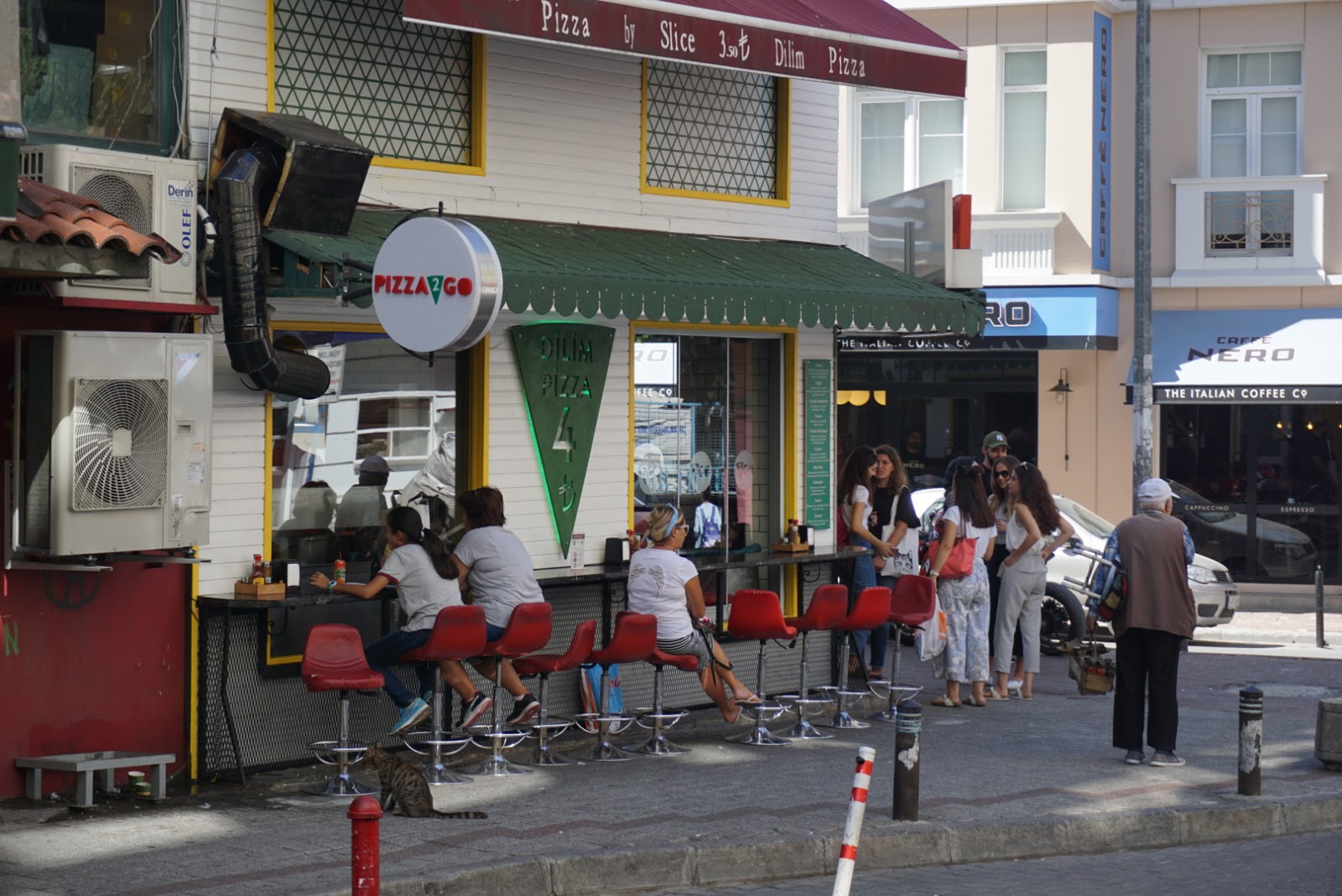 PizzaGo; 24 TL'YE DİLİM PİZZA! )