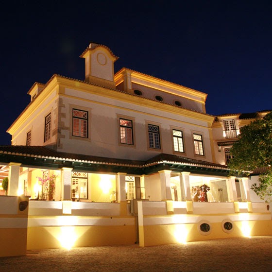 1 MINUTE TRAVEL: Hotel Lusitano