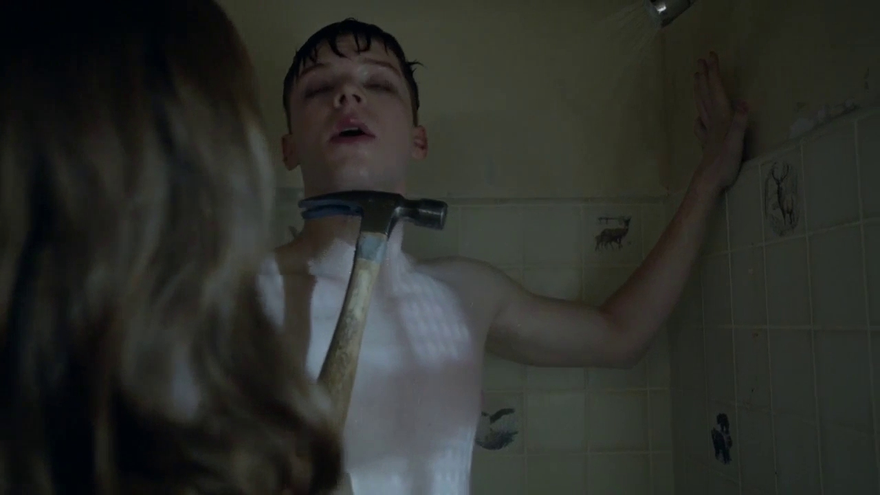 The Stars Come Out To Play: Cameron Monaghan - Shirtless & Naked in &qu...
