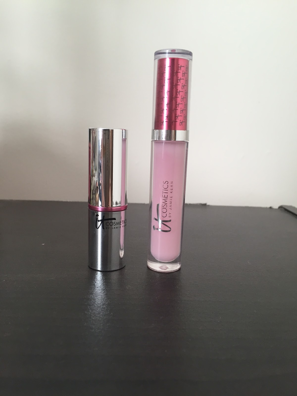 Lipstick & gloss