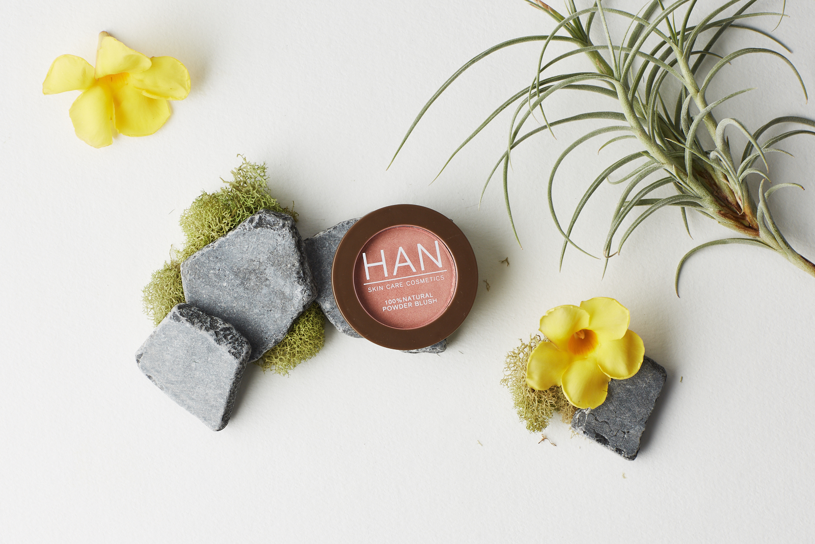 HAN Skin Care Cosmetics Pressed Blush in Coral Candy HAN Skin Care Cosmetics Pressed Blush in Coral Candy Swatch