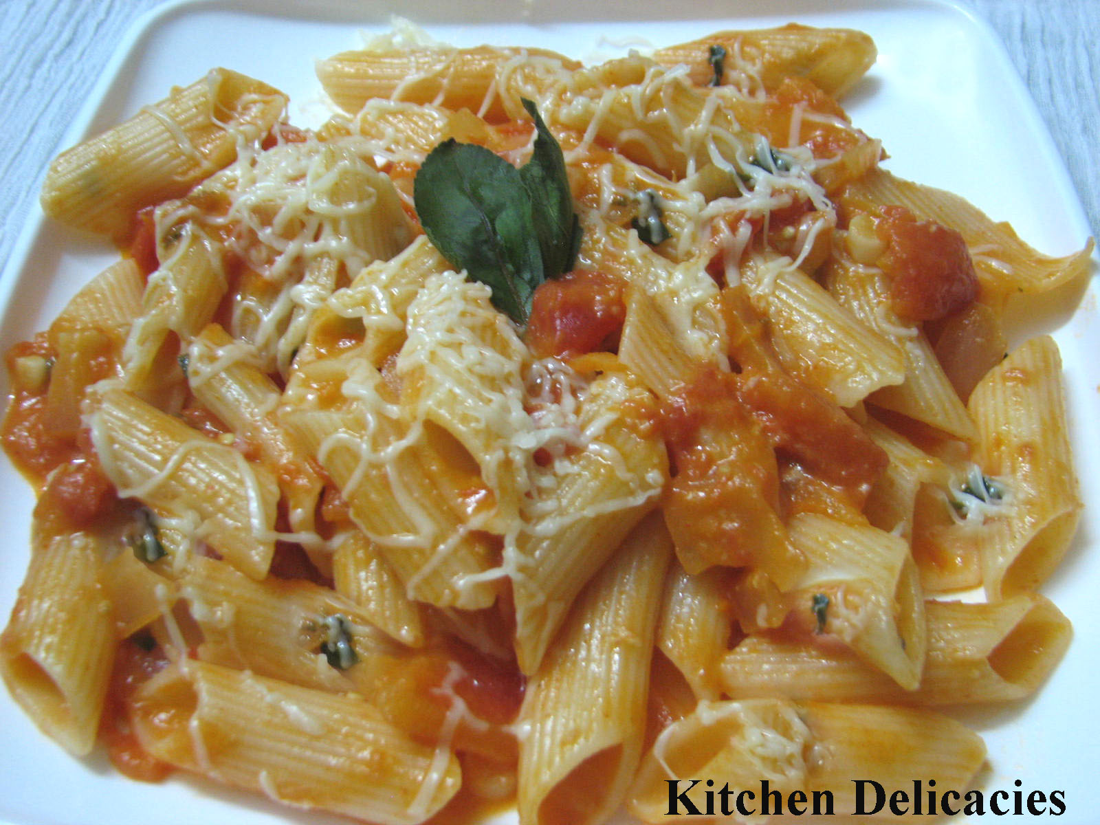 Pasta with Tomato Basil Sauce Kitchen Delicacies
