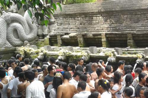 BestplacetovisitinIndonesia; Tirta Empul Temple at Tampak Siring Bestplacetovisitinindonesia; Tirta Empul Temple At Tampak Siring