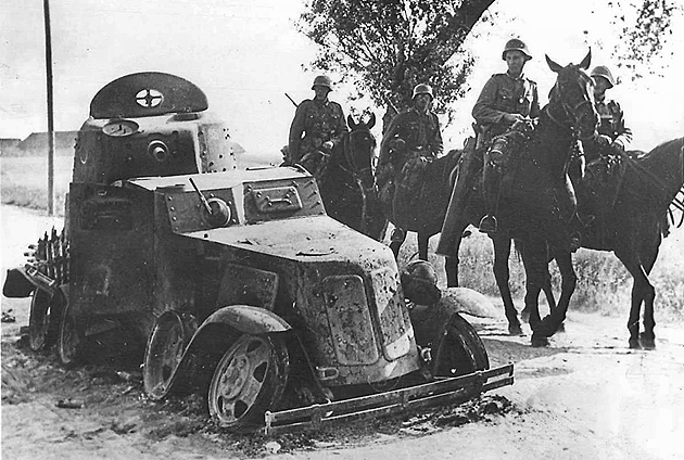 Броневой автомобиль БА-10 ~ BERGHOFDAY