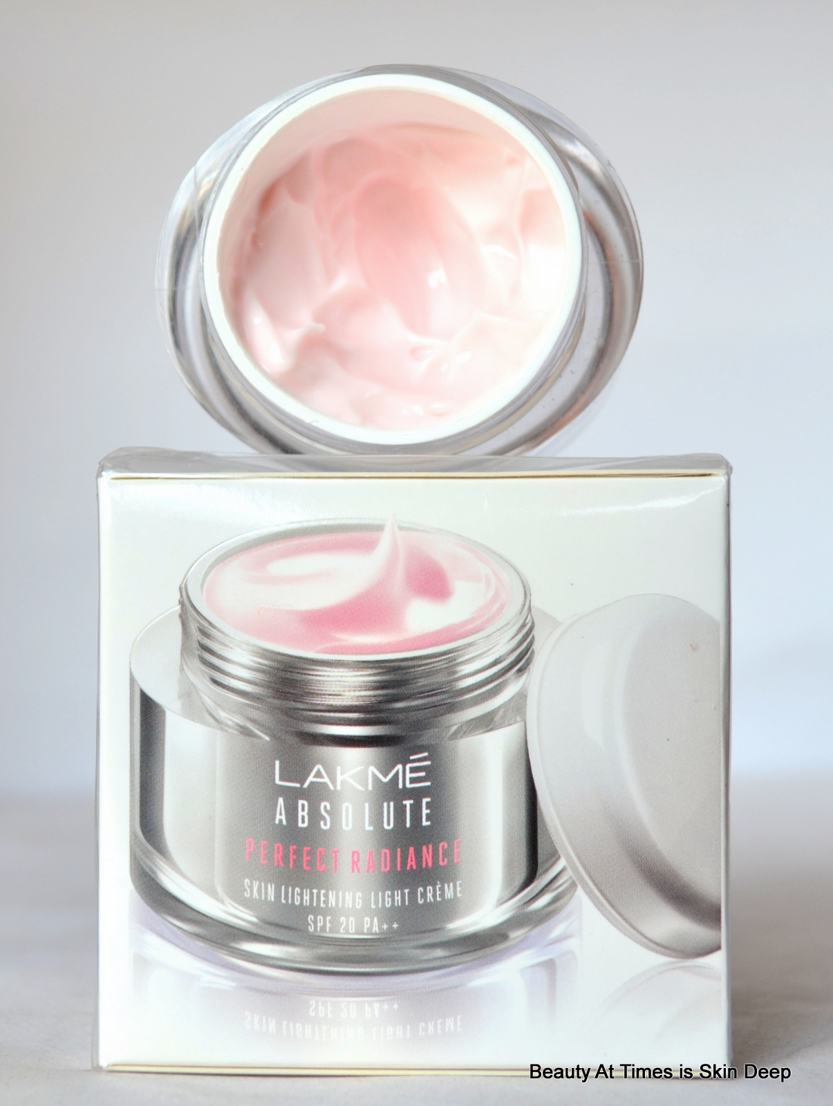 lakme perfect radiance skin lightening day cream
