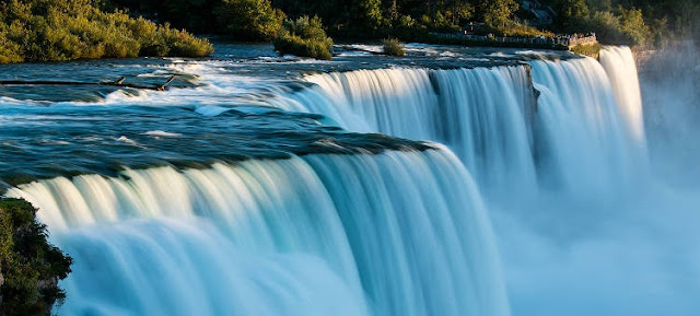 Education And Natural In Niagara Falls In Canada And United States Border Education And Natural In Niagara Falls In Canada And United States Border