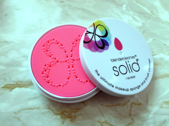 The Beauty Blender Solid Cleanser - Review 