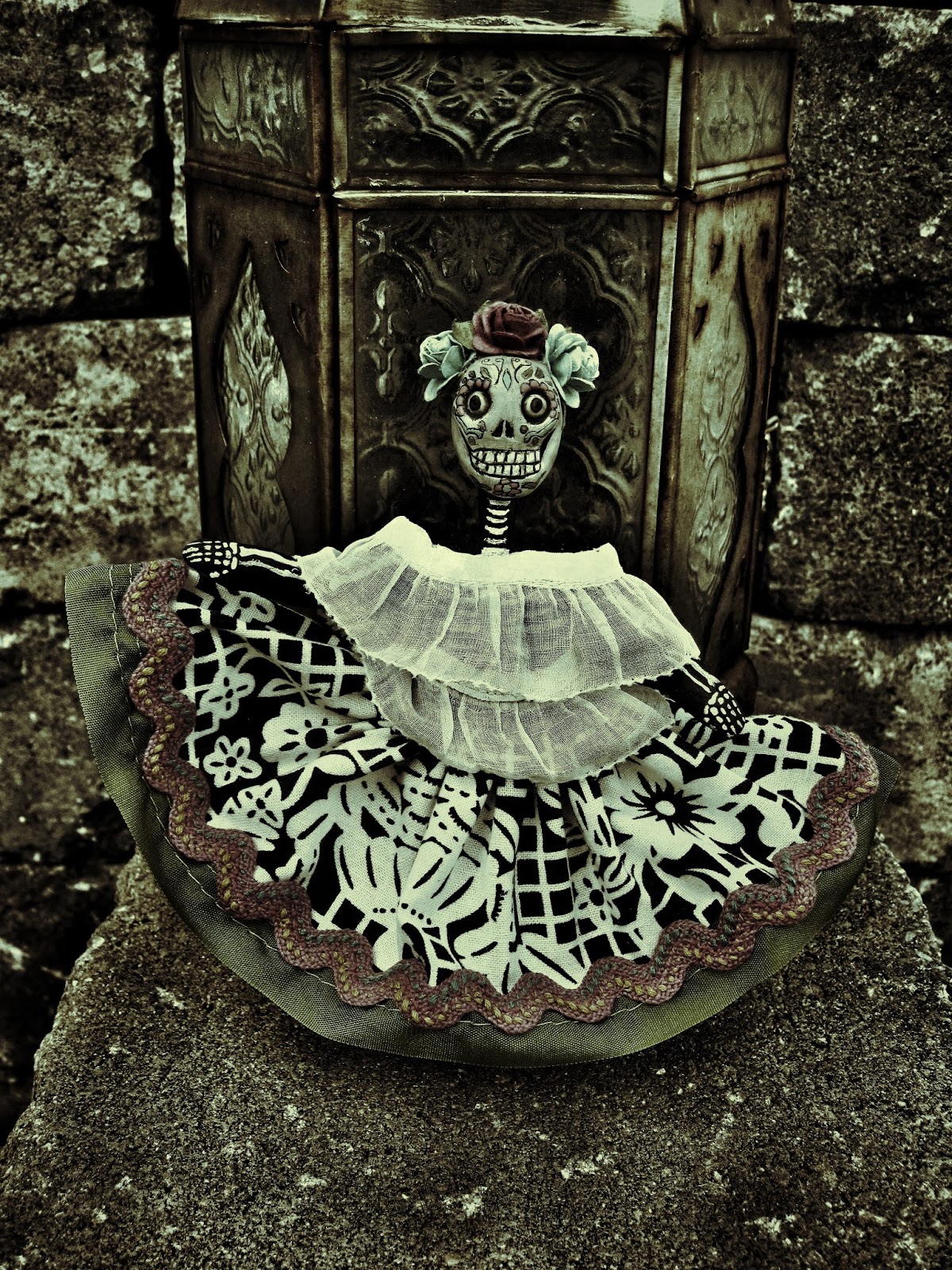 Anaboo Creations: Mini Posable Day Of The Dead Doll 