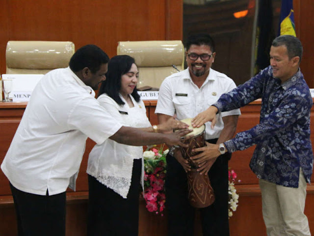 Kemenpan-RB Evaluasi Penerapan Sistem Pemerintahan Berbasis Elektronik (SPBE) di Papua Kemenpan-RB Evaluasi Penerapan Sistem Pemerintahan Berbasis Elektronik (SPBE) di Papua