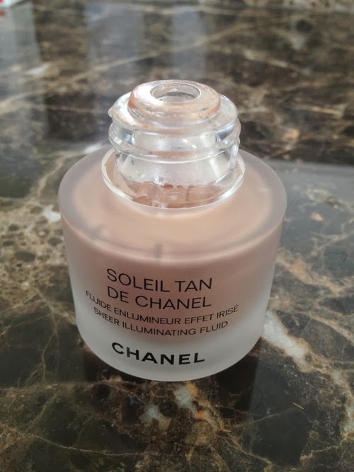 Trying New CHANEL Makeup - Les Beiges Sheer Healthy Glow Highlighting Fluids  
