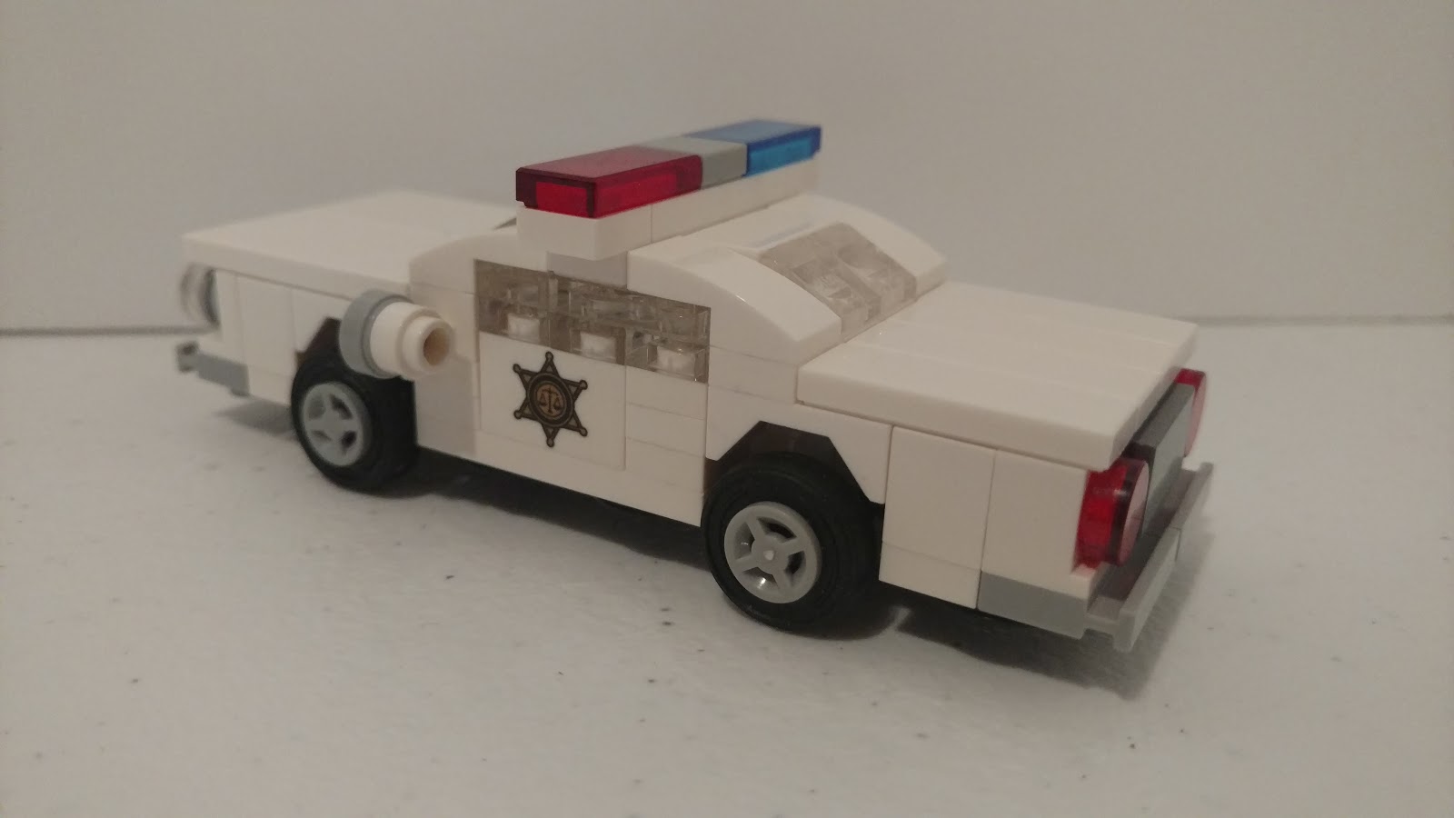 lego sheriff car