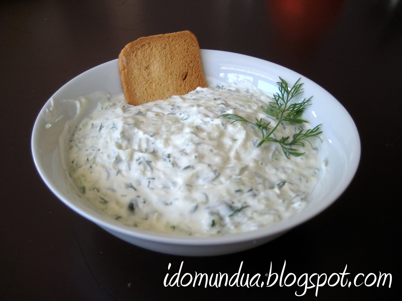 idomundua: TZATZIKI