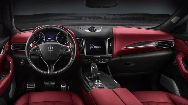 Maserati Levante GTS Interior