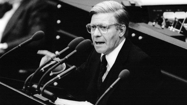 Helmut Schmidt 1918-2015 Γερμανός πολιτικός