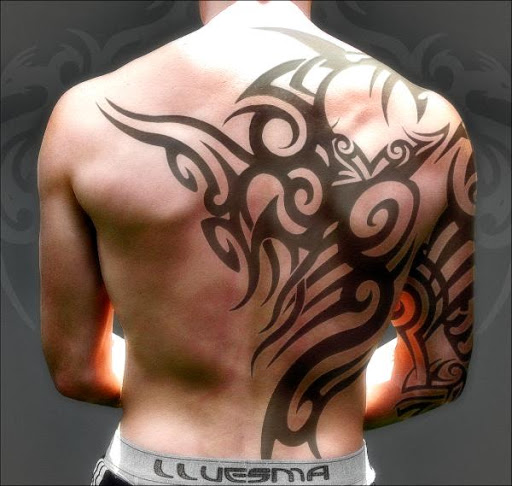 Mais populares tatuagens tribais para homens