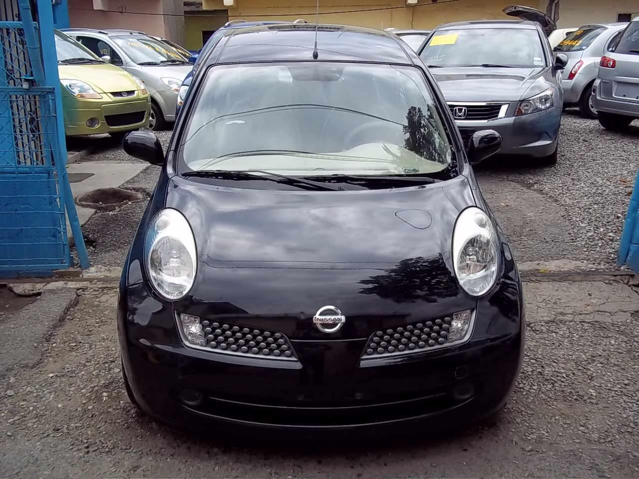 Nissan march 2006