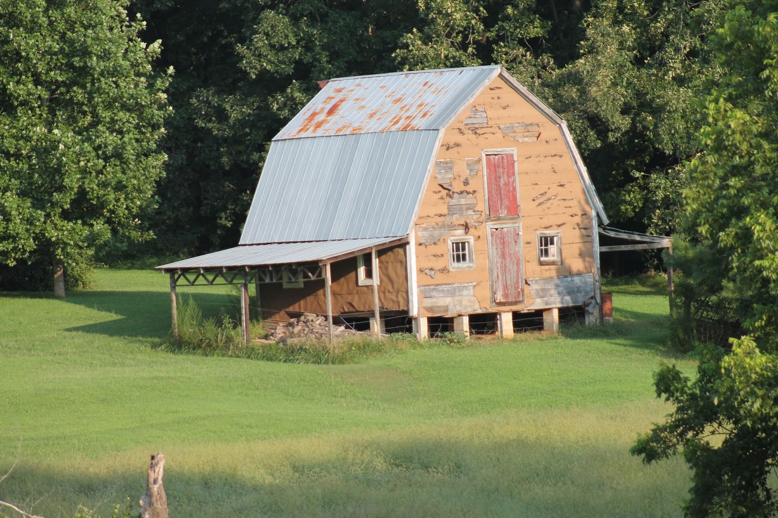 Daddy Waddy Weeviews The Old Barn In Flowery Branch,