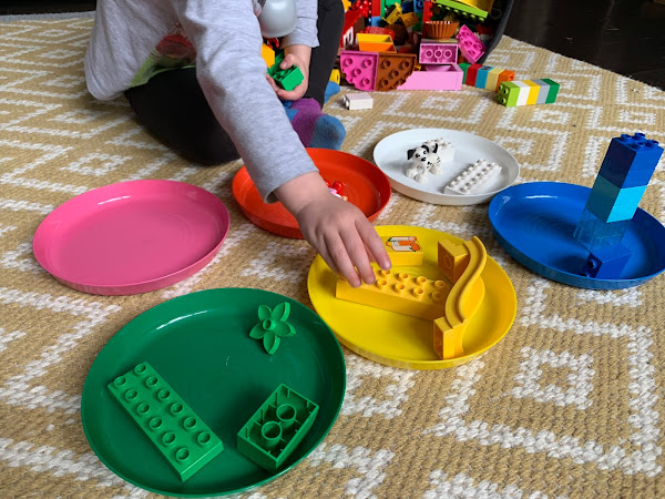 LEGO DUPLO Colour Sorting Activity for Toddlers And Preschoolers