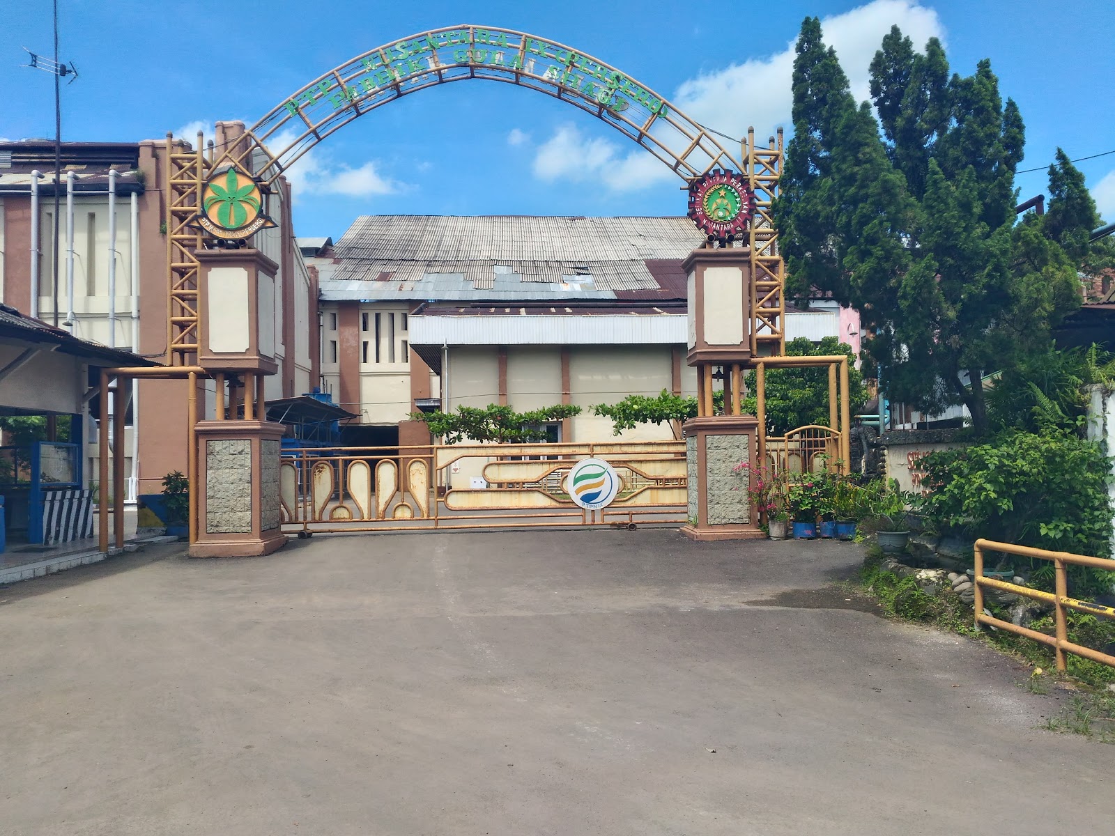 Pabrik gula ~ misfadillah