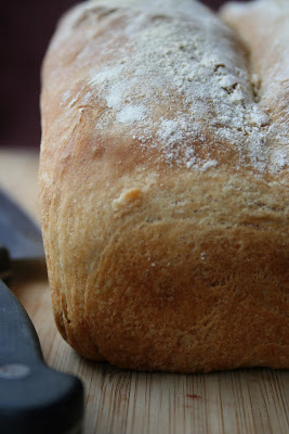 Chleb foremkowy z przedziałkiem