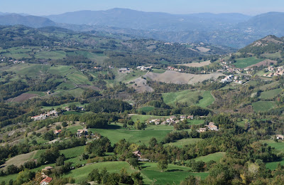 Castelnovo ne' Monti farmland views from the Bismantova hiking trail. 