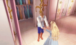 Resultado de imagem para gifs da barbie a princesa e a plebeia