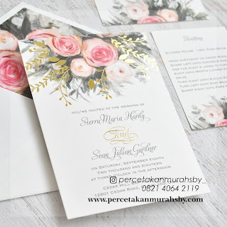 undangan simple http://www.percetakanmurahsby.com/2018/12/contoh-undangan-pernikahan-simple-elegan-murah-082140642119.html