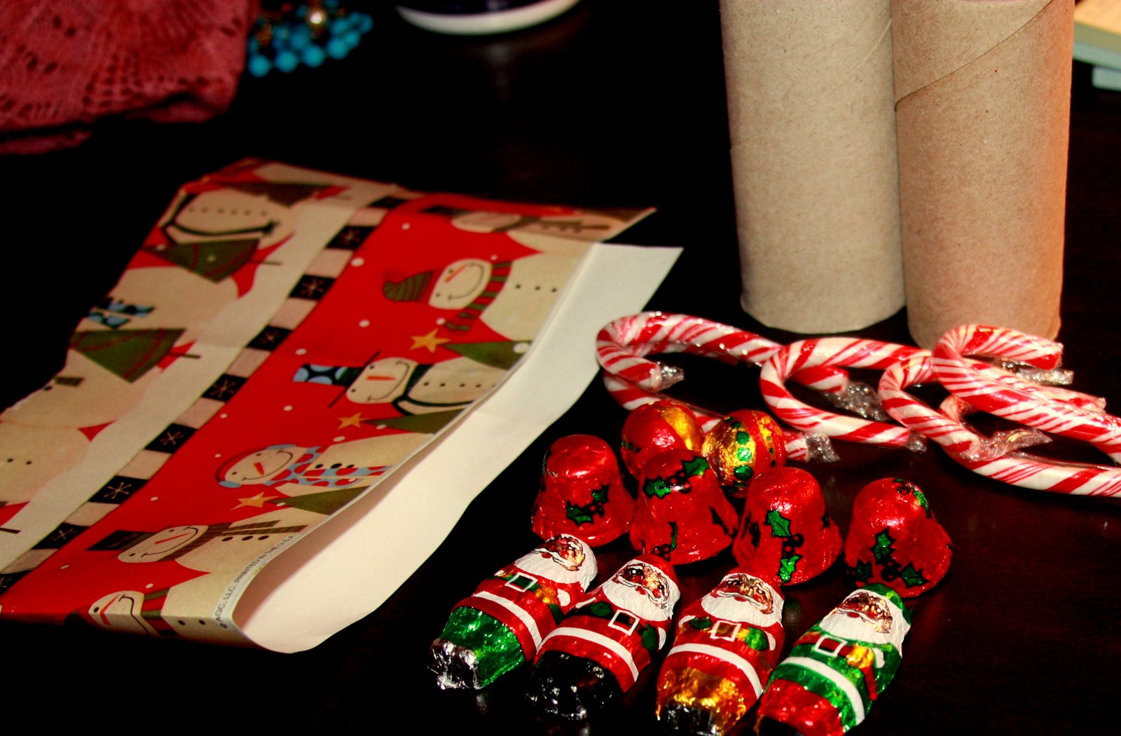 FischBebe Wrapping paper scraps