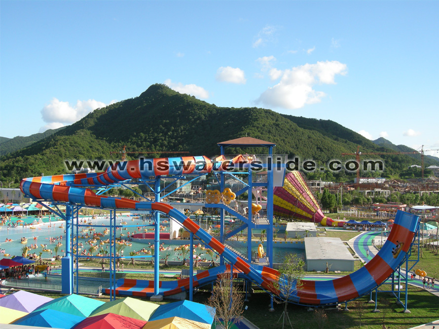 Boomerang Slide for Sale One of the most popular water slide from Haisan