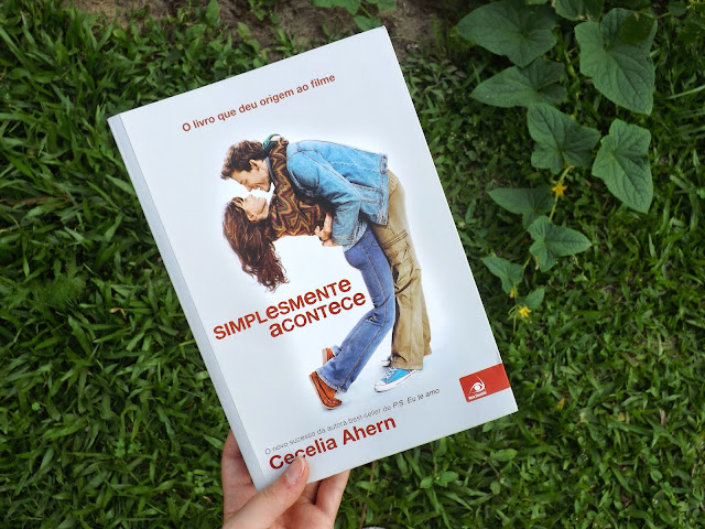 Resultado de imagem para simplesmente acontece livro