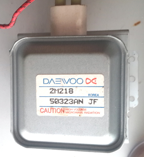eSalvage: Microwave Oven Daewoo