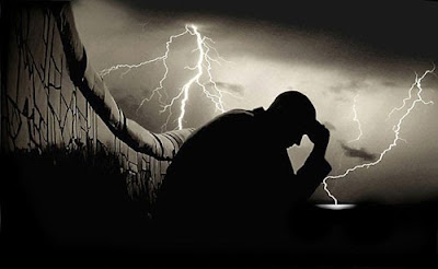 صور بنات حزينة تبكى الحجر 2017 دموع بنات