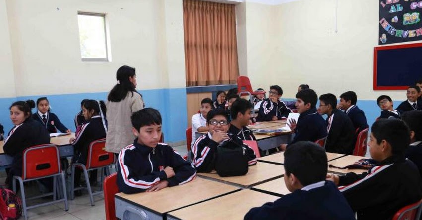 El 49% de las profesoras que enseñan en el Callao sufrió violencia de su pareja, según estudio El 49% de las profesoras que enseñan en el Callao sufrió violencia de su pareja, según estudio
