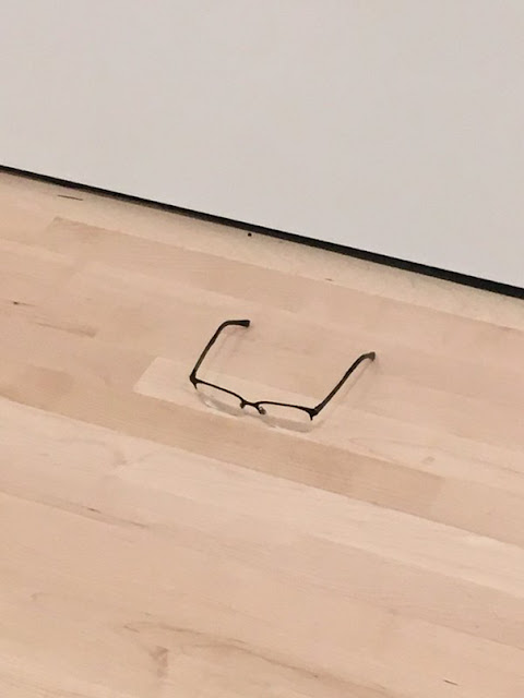 Müzede gözlük