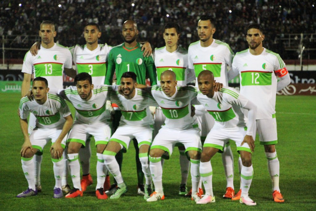 المدافع المغضوب عليه منذ عهد حليلوزيتش يعود للقائمة الموسعة للمنتخب الوطني .