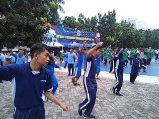 Latihan Senam Gemu Famire di Lantamal III